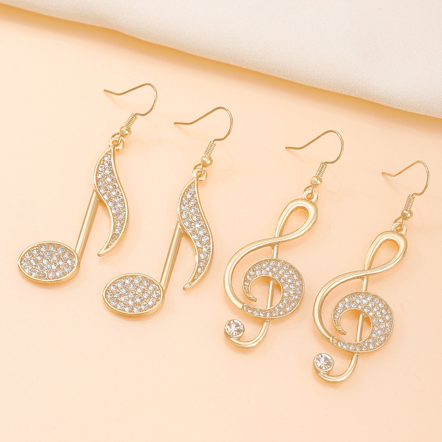 Wholesale Zirconia Musical Note Stud Earrings Asymmetrical